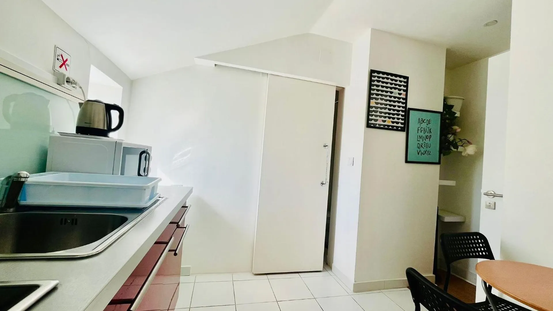 Tram 28 Cozy Apartment In Alfama Lisbon Portugal